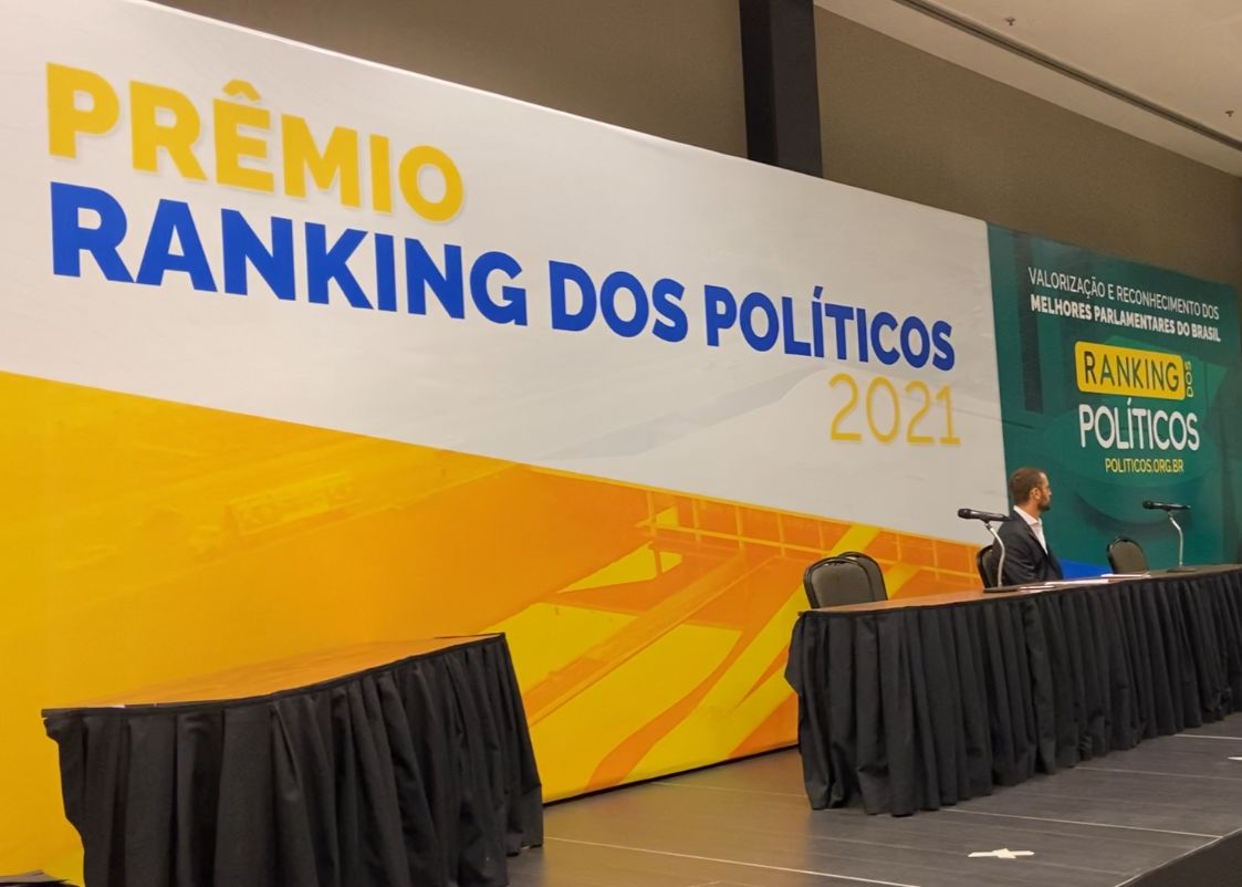 Leia mais sobre o artigo Parlamentares da Frenlogi são destaque no Prêmio Ranking dos Políticos 2021