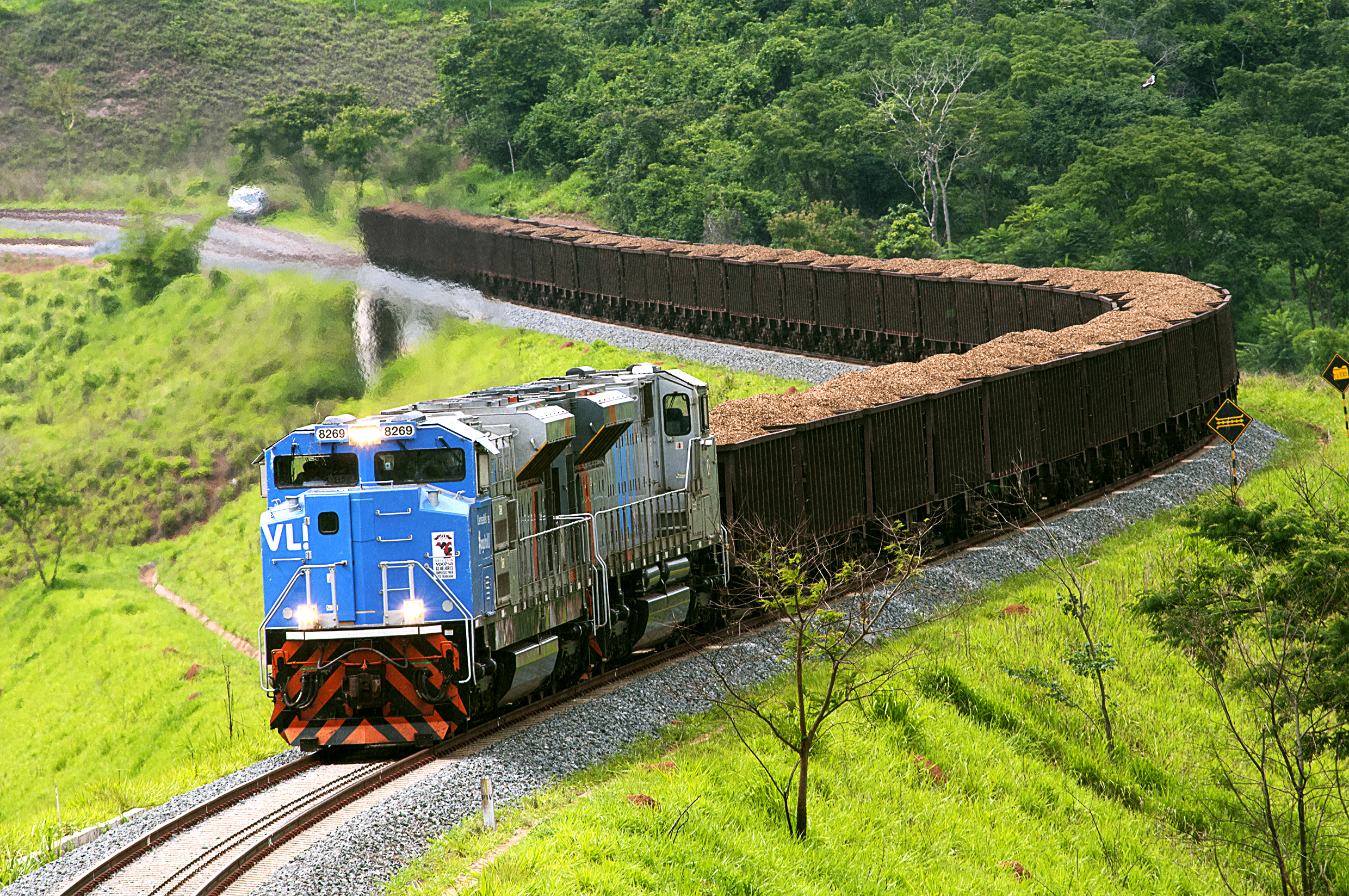 Leia mais sobre o artigo ANTT e MINFRA assinam cinco contratos de ferrovias autorizadas