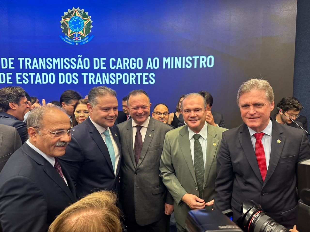 Leia mais sobre o artigo Frenlogi marca presença na posse de Ministros da pasta de Infraestrutura desmembradas pelo governo Lula