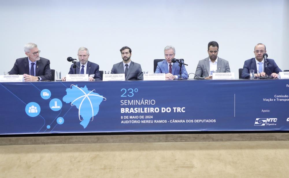 Leia mais sobre o artigo Reforma Tributária é debatida durante o XXIII Seminário Brasileiro do Transporte Rodoviário de Cargas