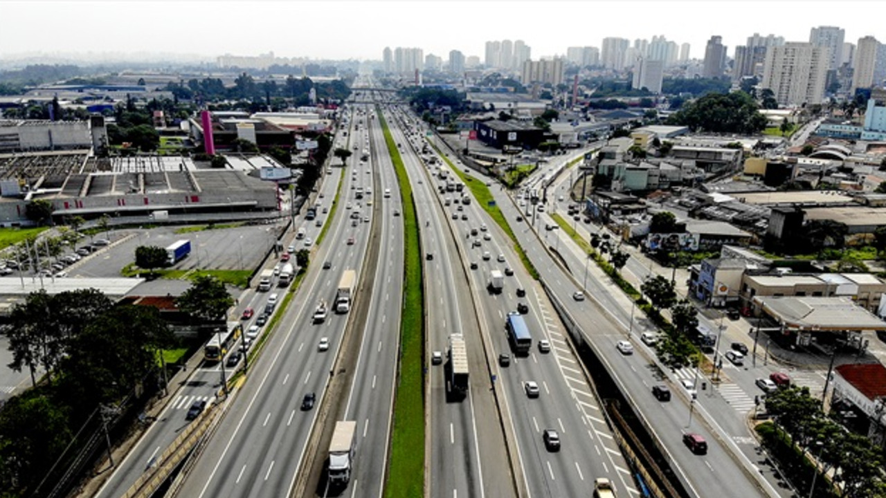 Leia mais sobre o artigo Novo PAC vai investir R$ 41,7 bilhões em transporte, prevenção a desastres, esgotamento, abastecimento de água e infraestrutura social nas cidades