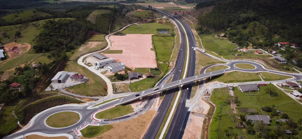 Leia mais sobre o artigo ANTT e Governo Federal entregam maior obra rodoviária da América Latina