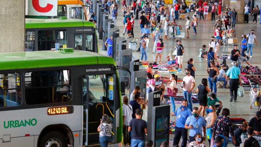 Você está visualizando atualmente Pesquisa da CNT mostra que transporte coletivo urbano de passageiros mantém-se como um serviço essencial de mobilidade no país 