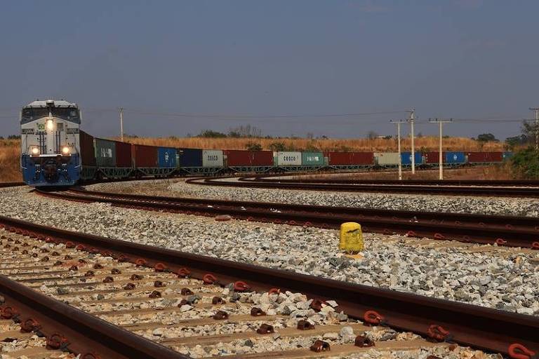 Leia mais sobre o artigo Transporte de contêineres em ferrovias cresce quase 10% no ano