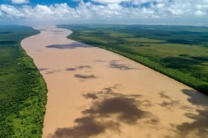 Leia mais sobre o artigo Projeto cria plano para conservação de rios e navegabilidade na Amazônia