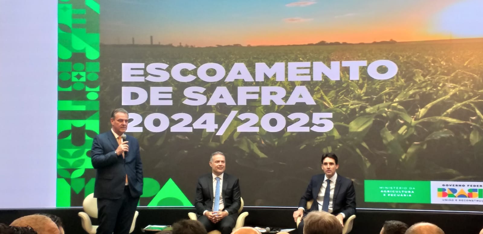 Você está visualizando atualmente Governo anuncia medidas para escoamento da safra 2024/2025